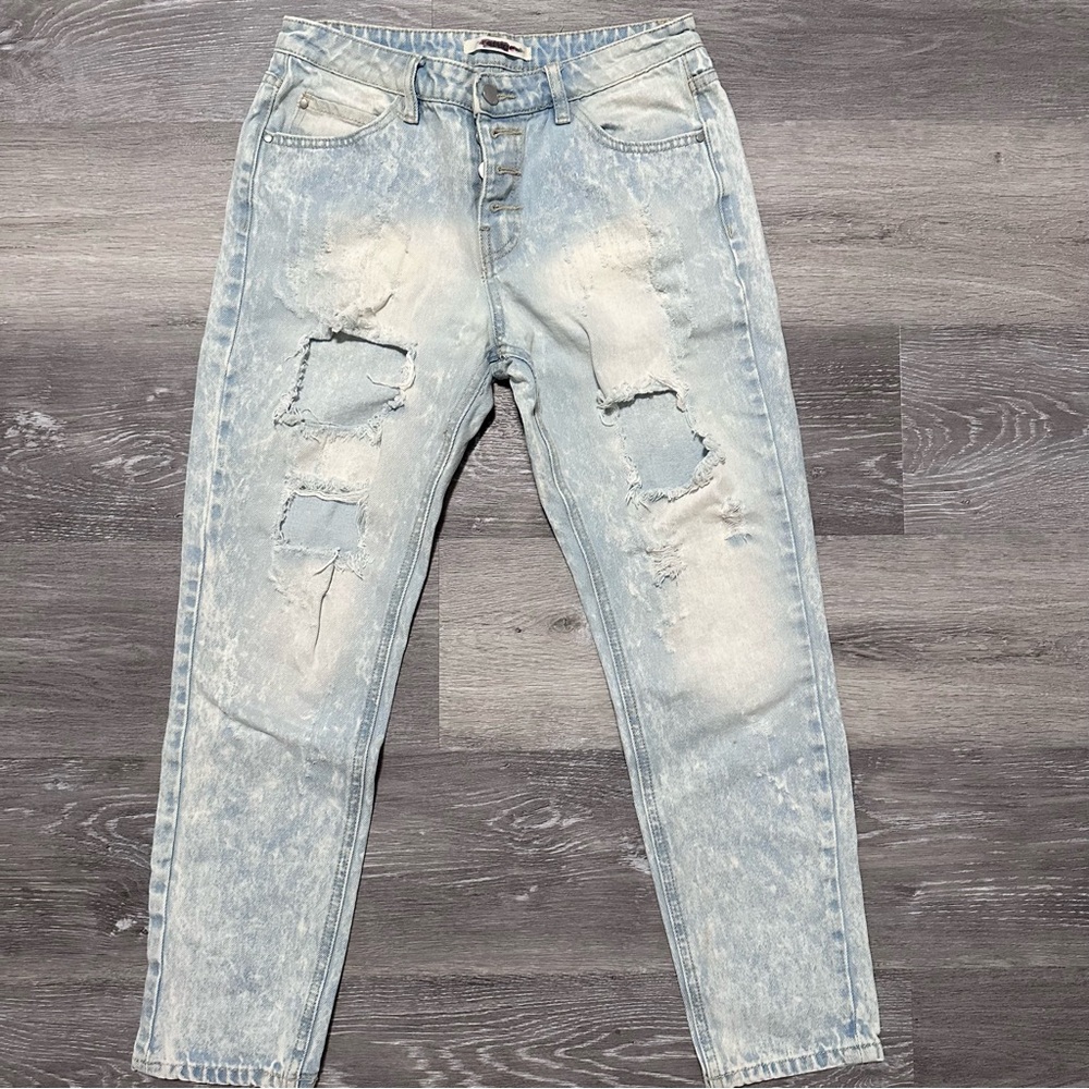 Refuge Light Wash Distressed High-Rise Jeans – Size 4
